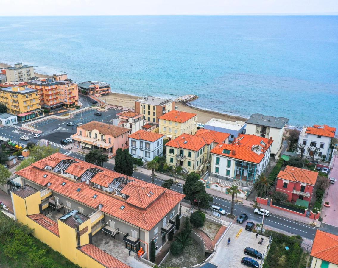 Апартаменти Casa Velia 78Mq A 30 Metri Dal Mare Di Сан-Вінченцо Екстер'єр фото